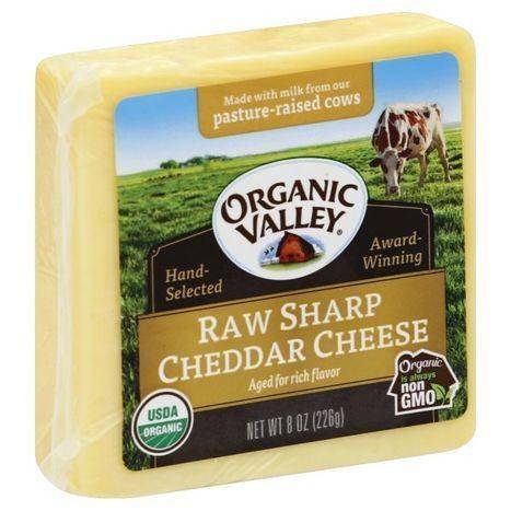 Organic Valley Cheese, Raw, Sharp Cheddar - 8 Ounces